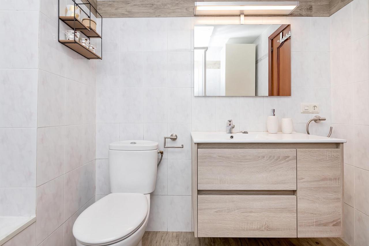 Bhost - Roca Castle Apartman Torremolinos Kültér fotó