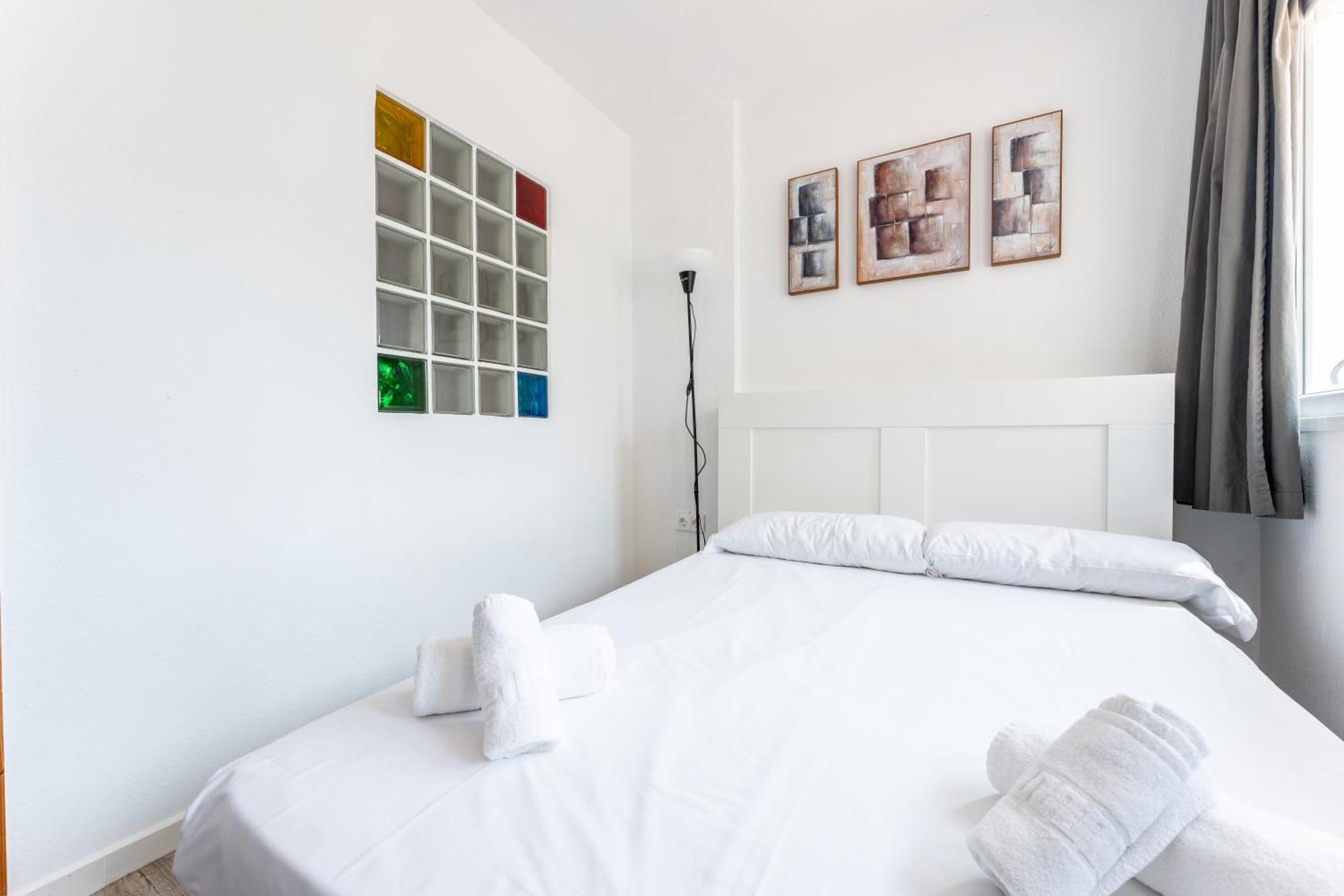 Bhost - Roca Castle Apartman Torremolinos Kültér fotó