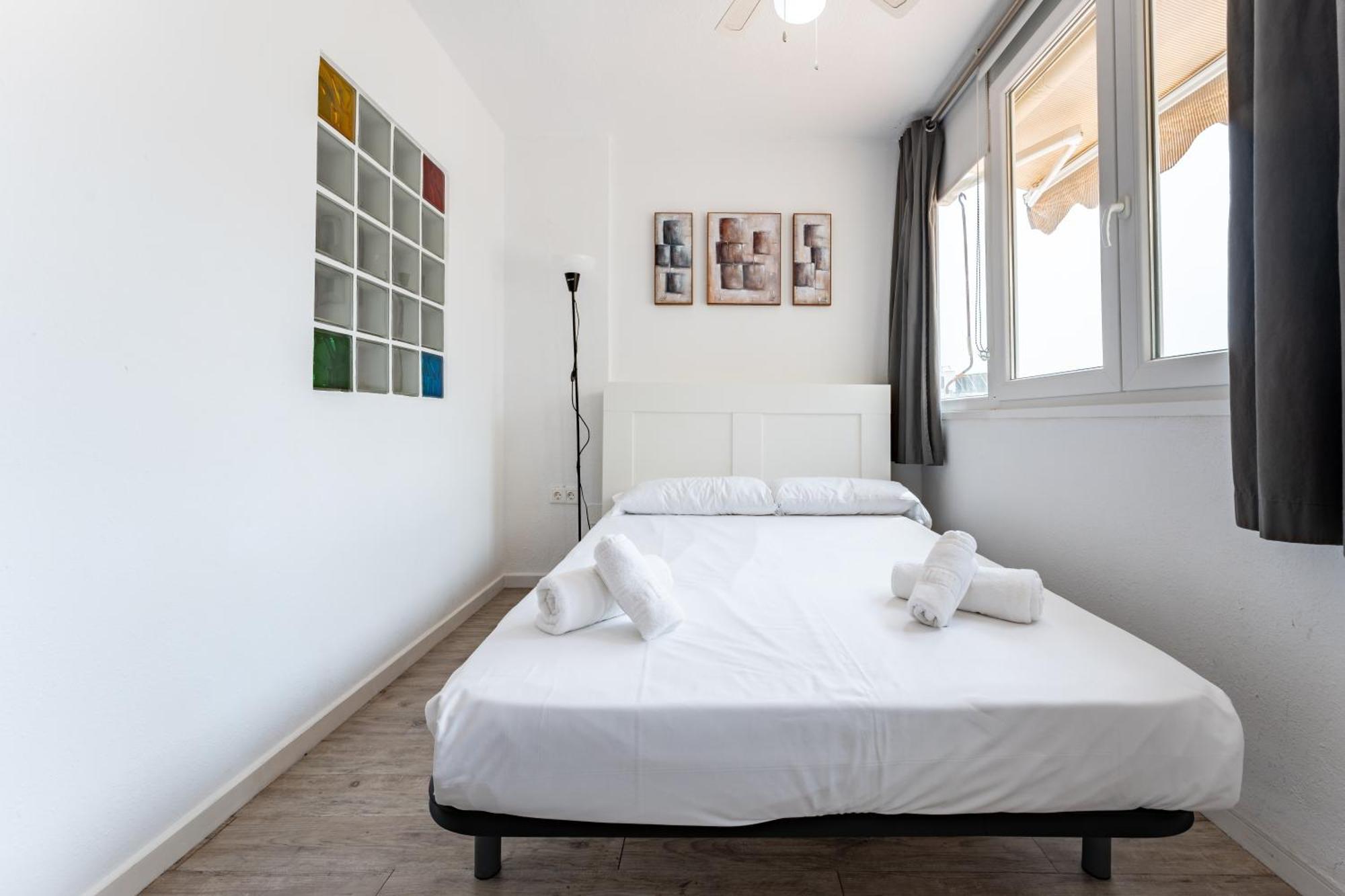 Bhost - Roca Castle Apartman Torremolinos Kültér fotó